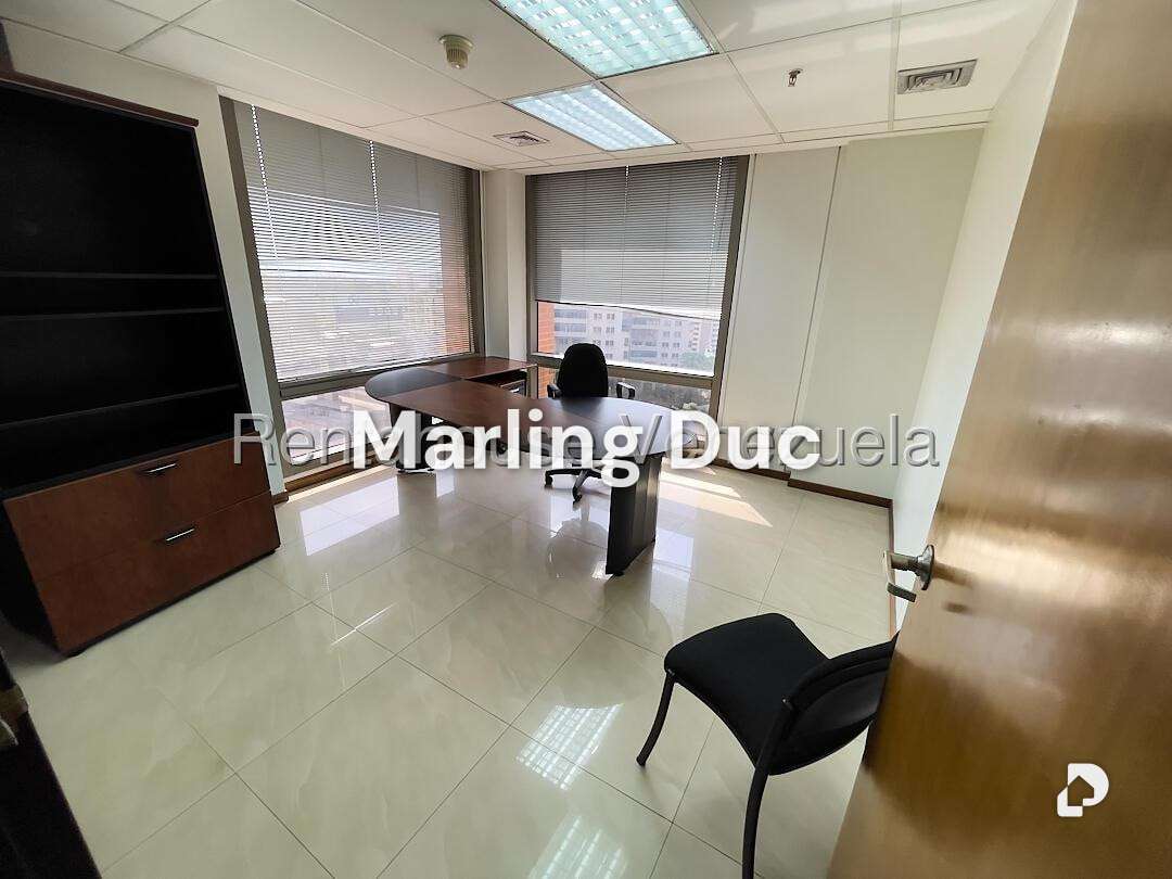Oficina en Chacao, Caracas – 8