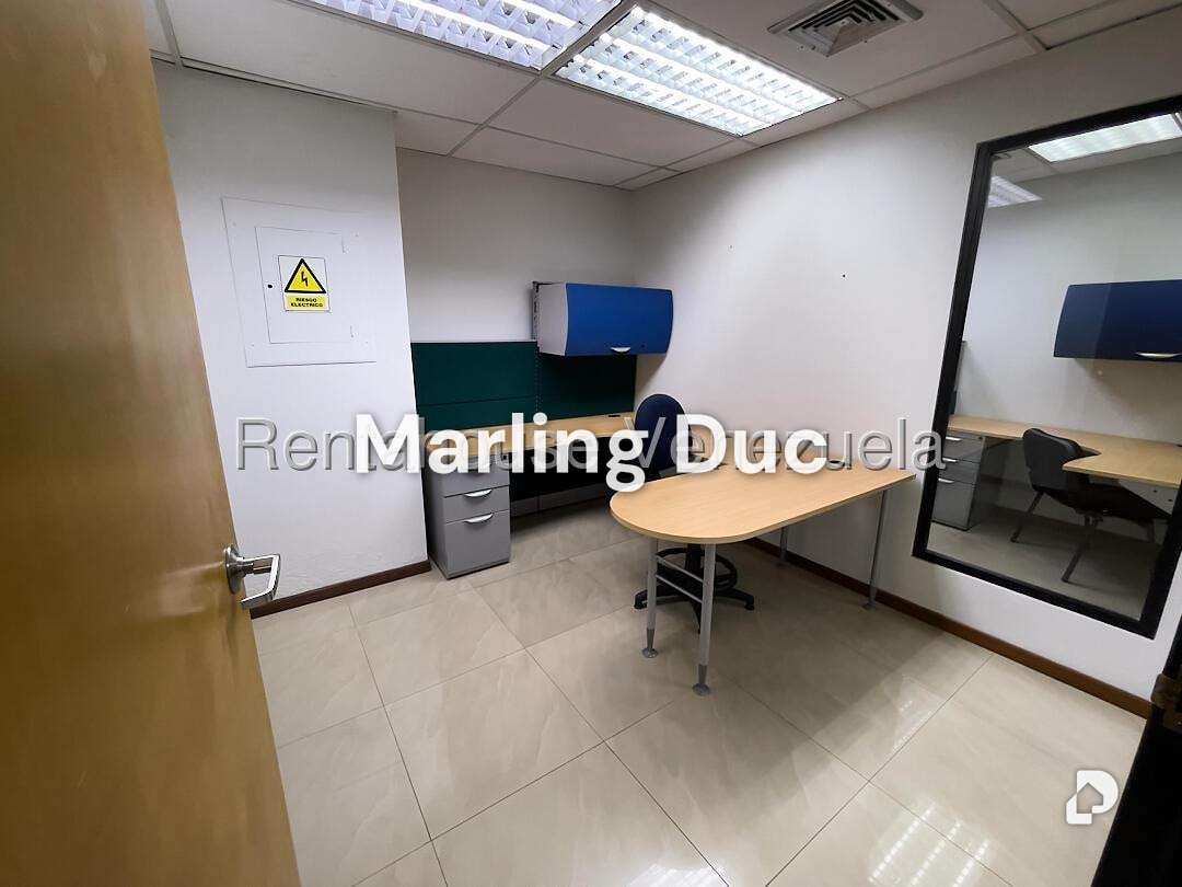 Oficina en Chacao, Caracas – 18