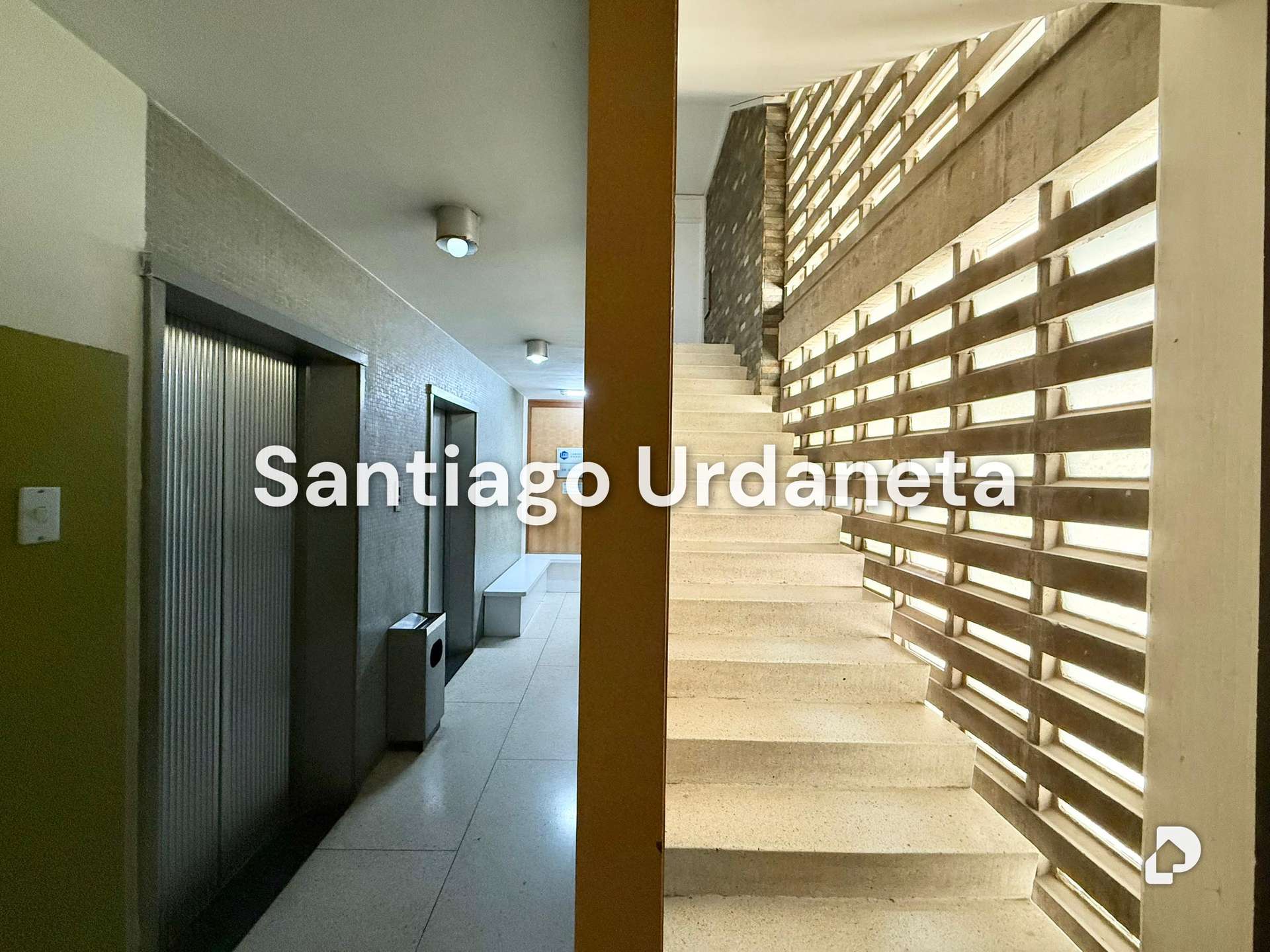 Oficina en San Bernardino, Caracas – 15