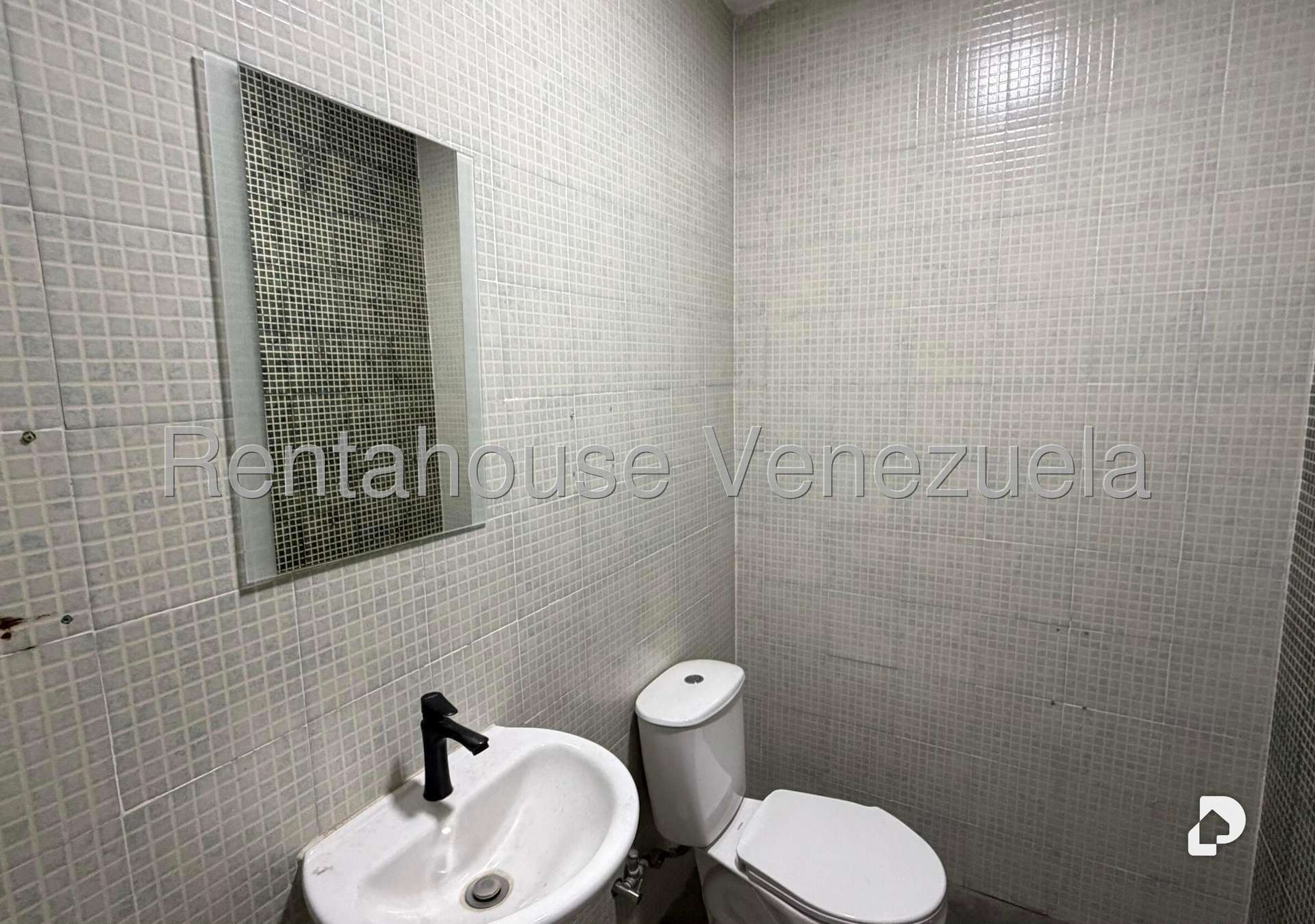 Commercial space in Maripérez, Caracas – 19