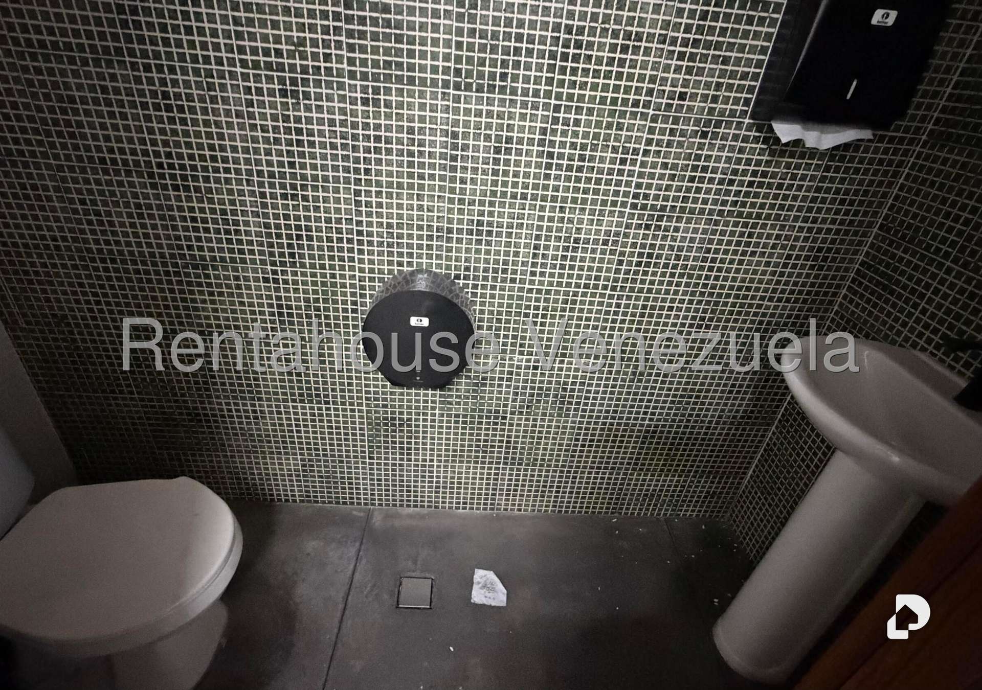 Commercial space in Maripérez, Caracas – 29