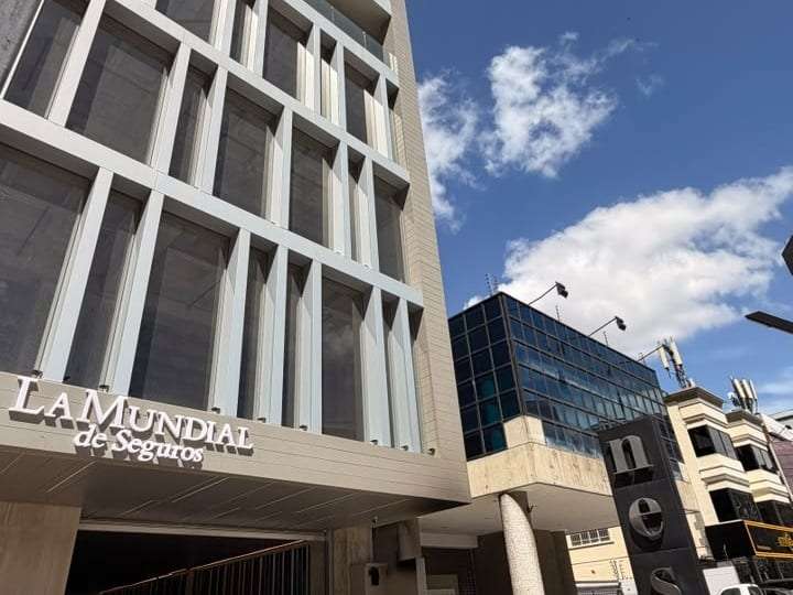 Oficina en Las Mercedes, Caracas - 1