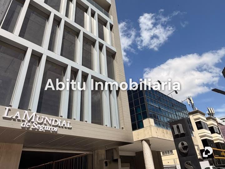Oficina en Las Mercedes, Caracas – 1