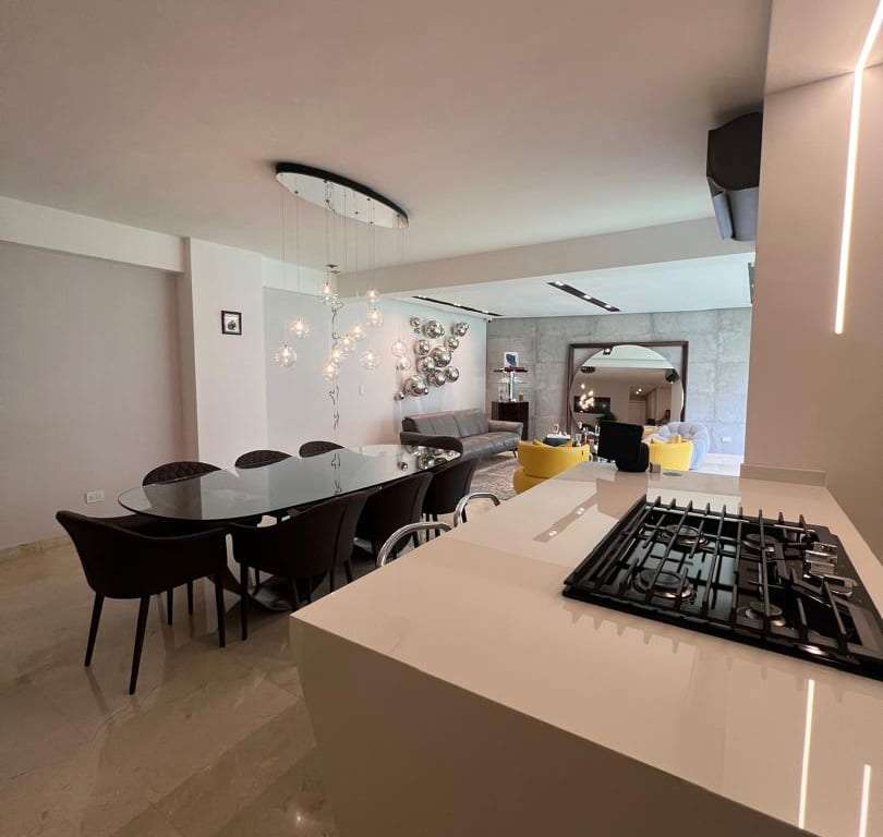 Apartamento en Lomas del Sol, Caracas