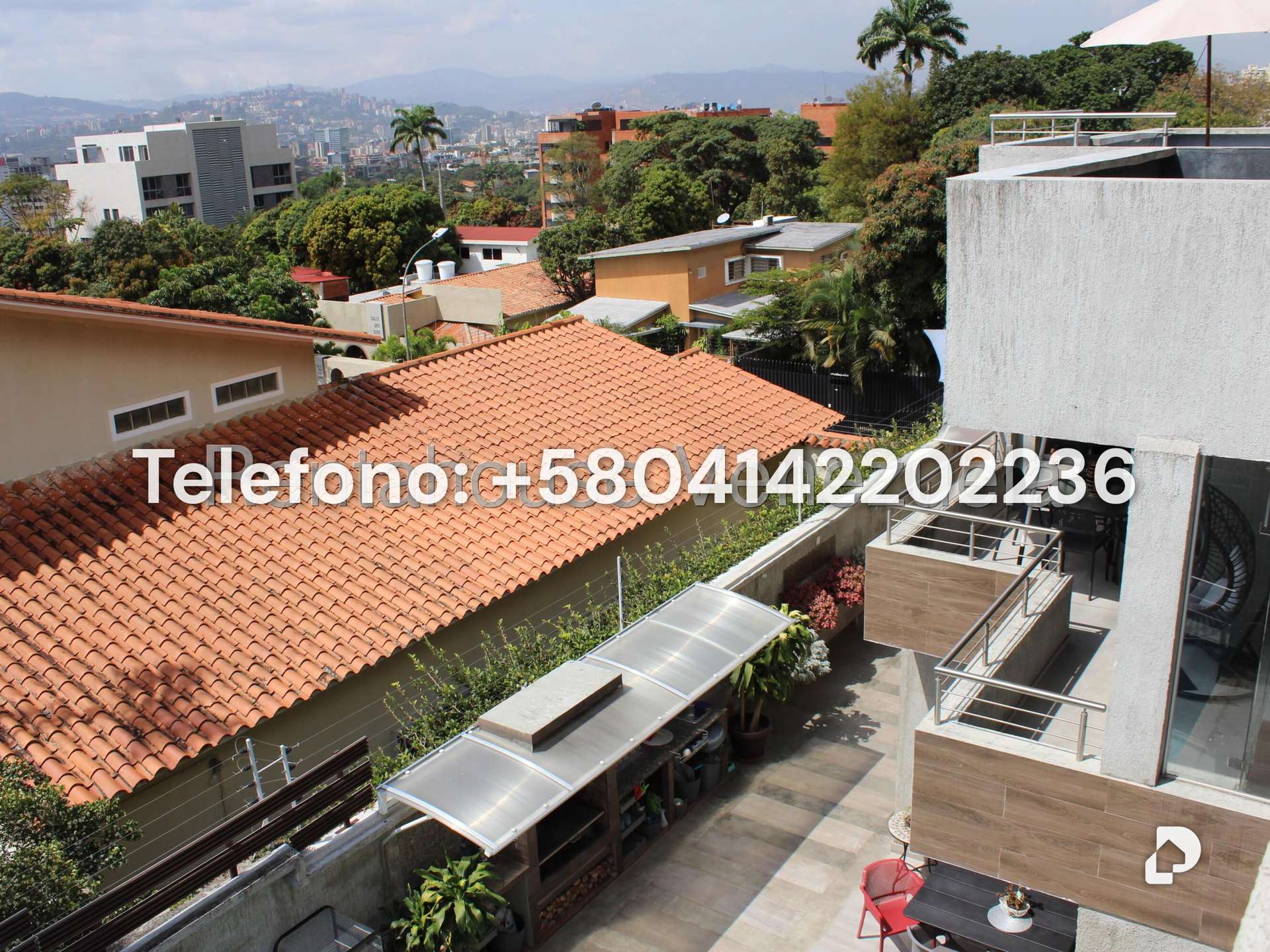 Casa en Altamira, Caracas – 93
