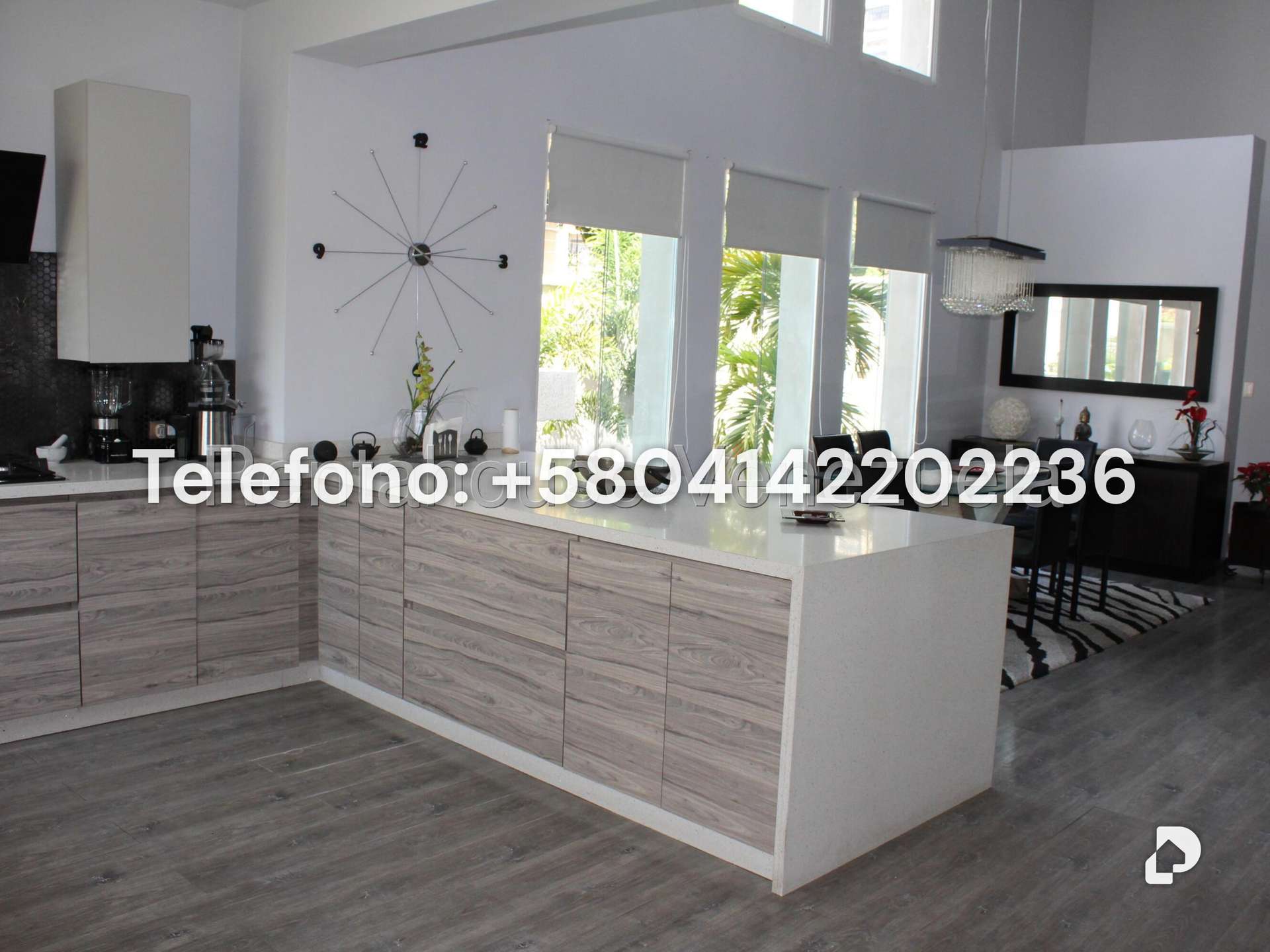 Casa en Altamira, Caracas – 24