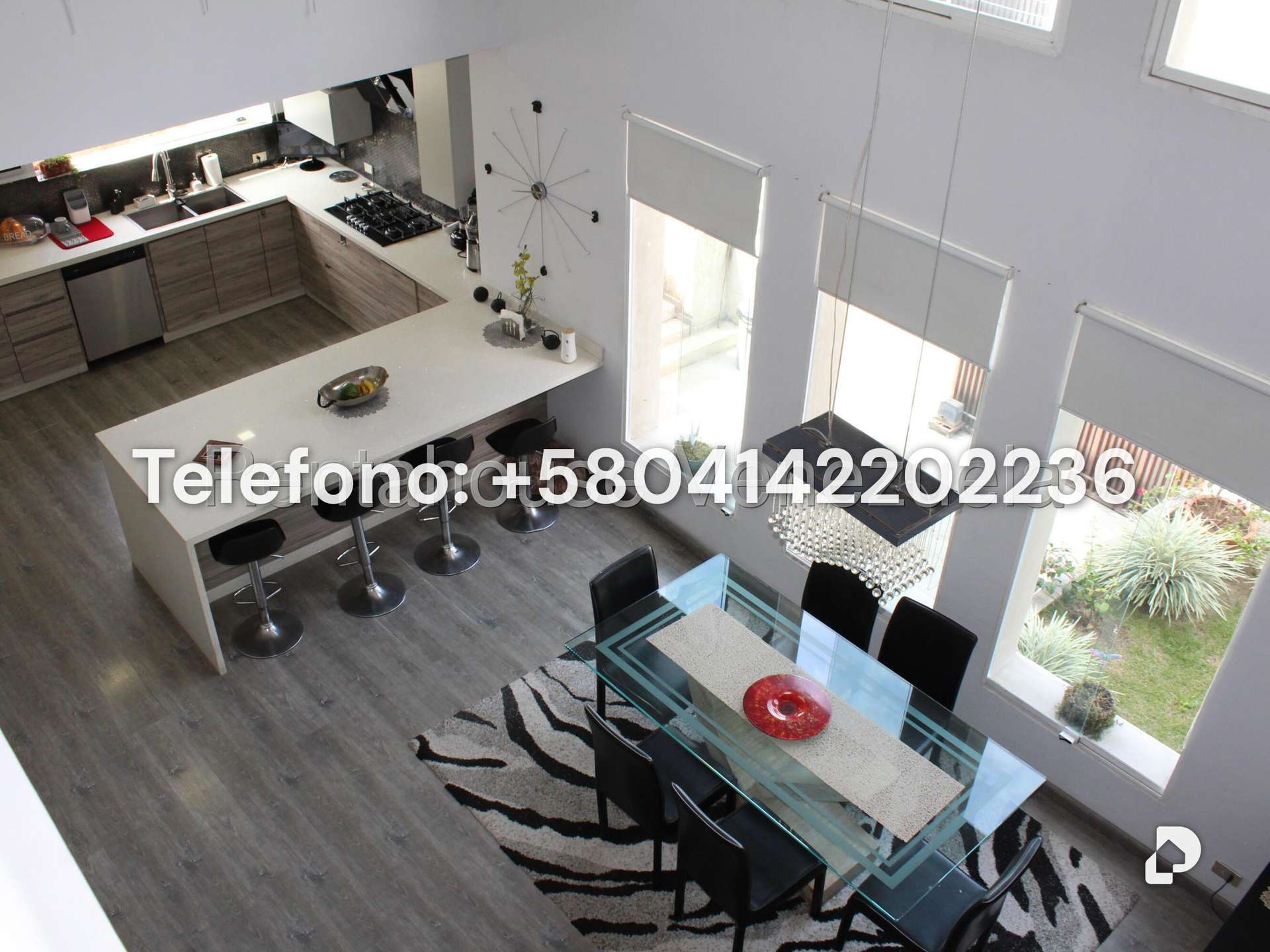 Casa en Altamira, Caracas – 64