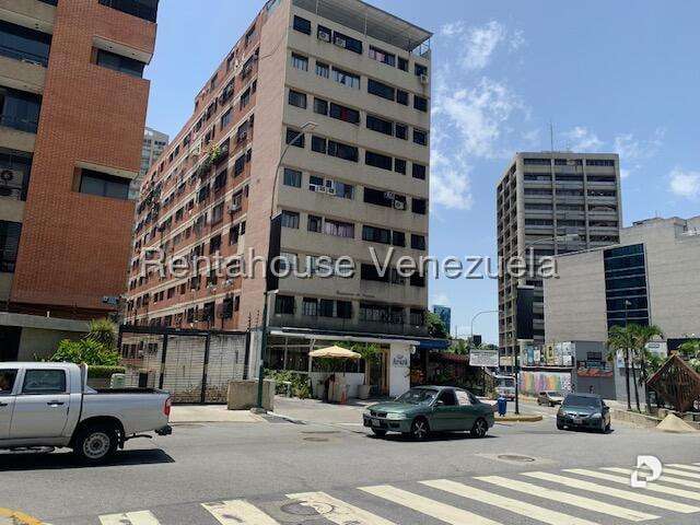 Apartamento en Los Palos Grandes, Caracas – 1