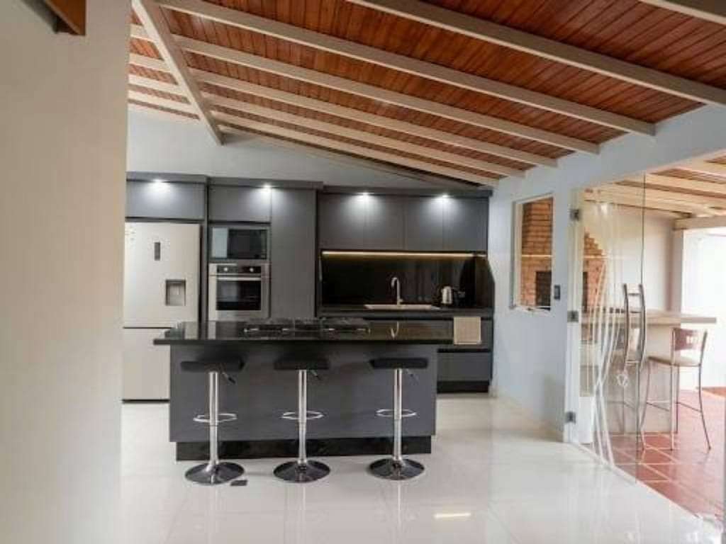 Casa en Valle de Oro, Valencia - 1