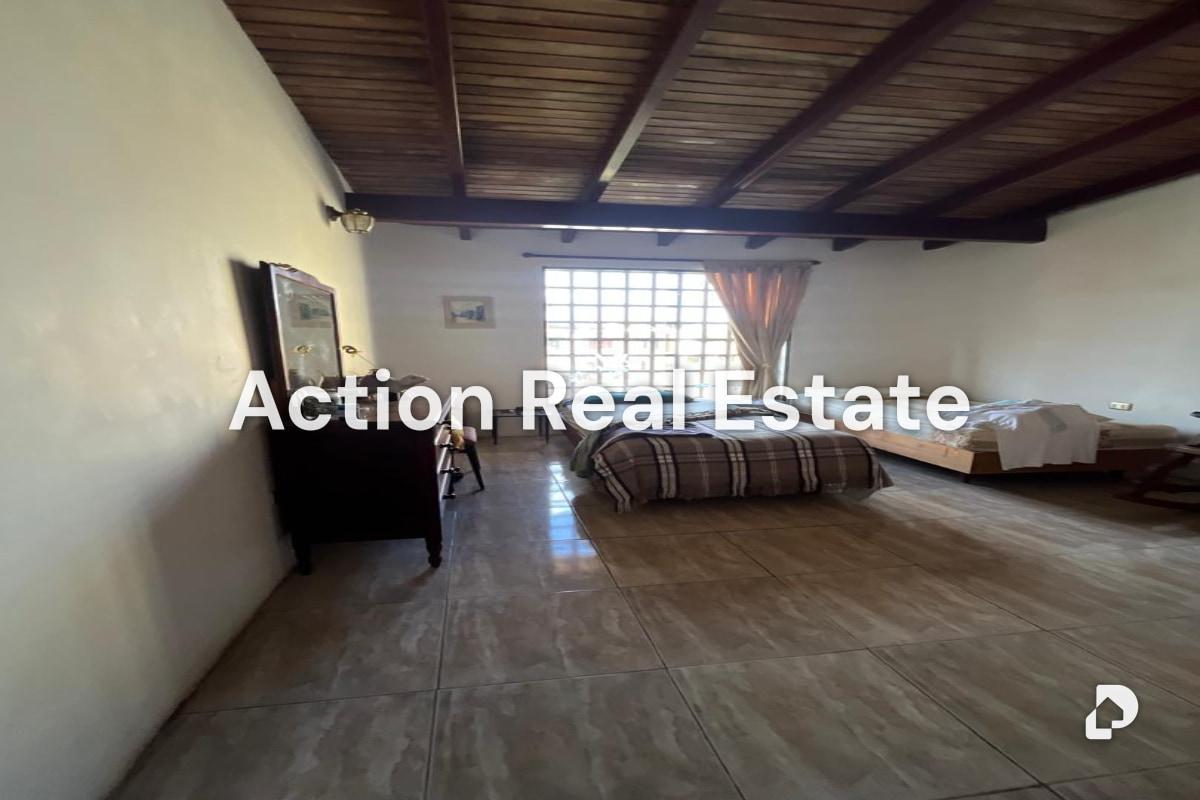 Casa en Lomas de Monteclaro, Altos Mirandinos – 5