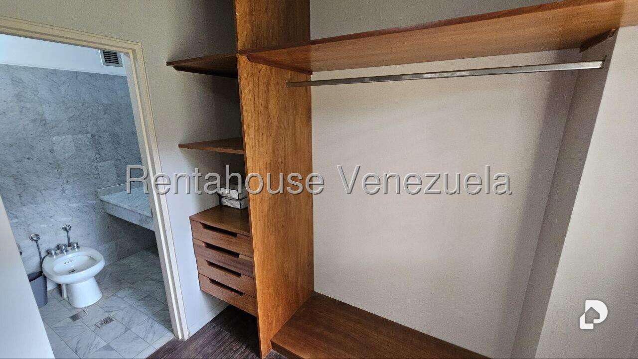 Apartamento en Campo Alegre, Caracas – 10