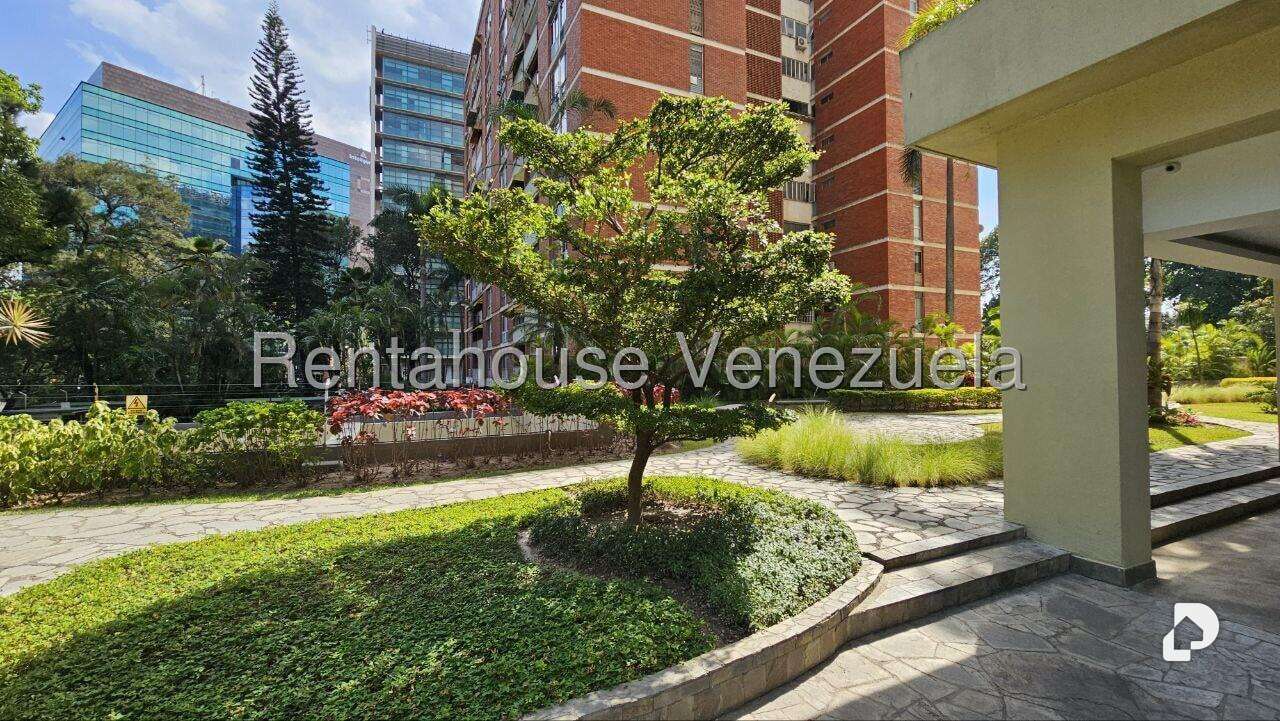 Apartamento en Campo Alegre, Caracas – 17