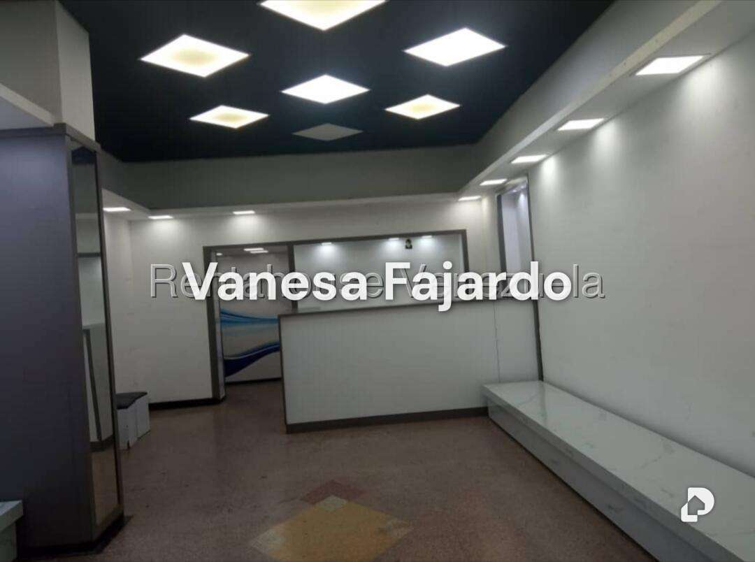 Local comercial en Parroquia Santa Rosalía, Caracas – 3