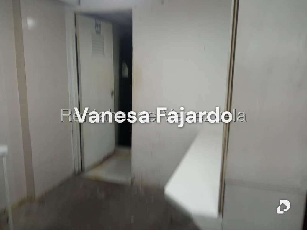 Local comercial en Parroquia Santa Rosalía, Caracas – 8