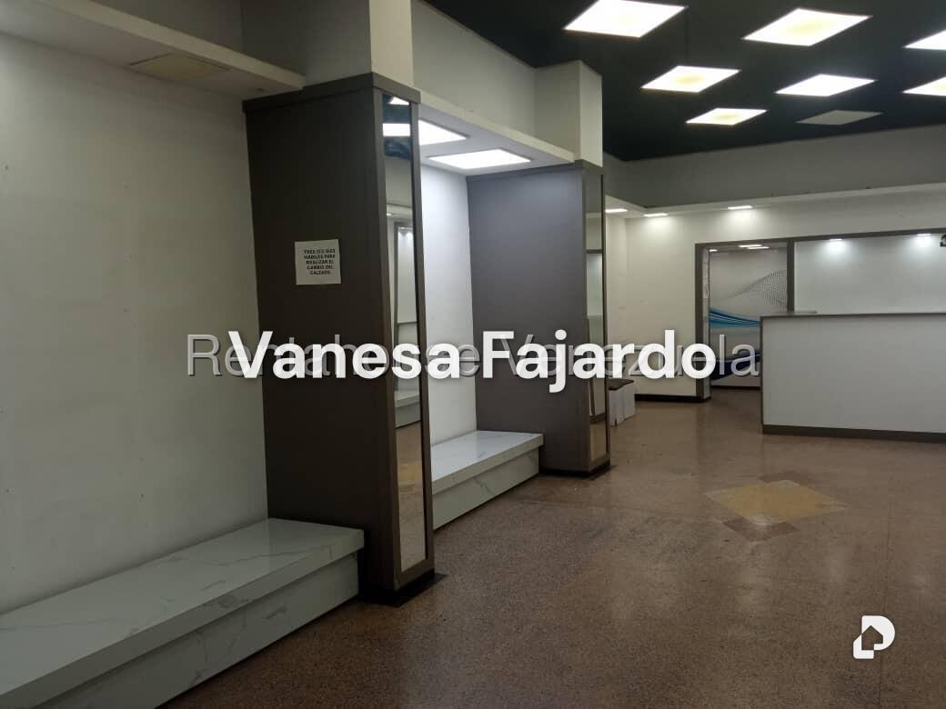 Local comercial en Parroquia Santa Rosalía, Caracas – 5