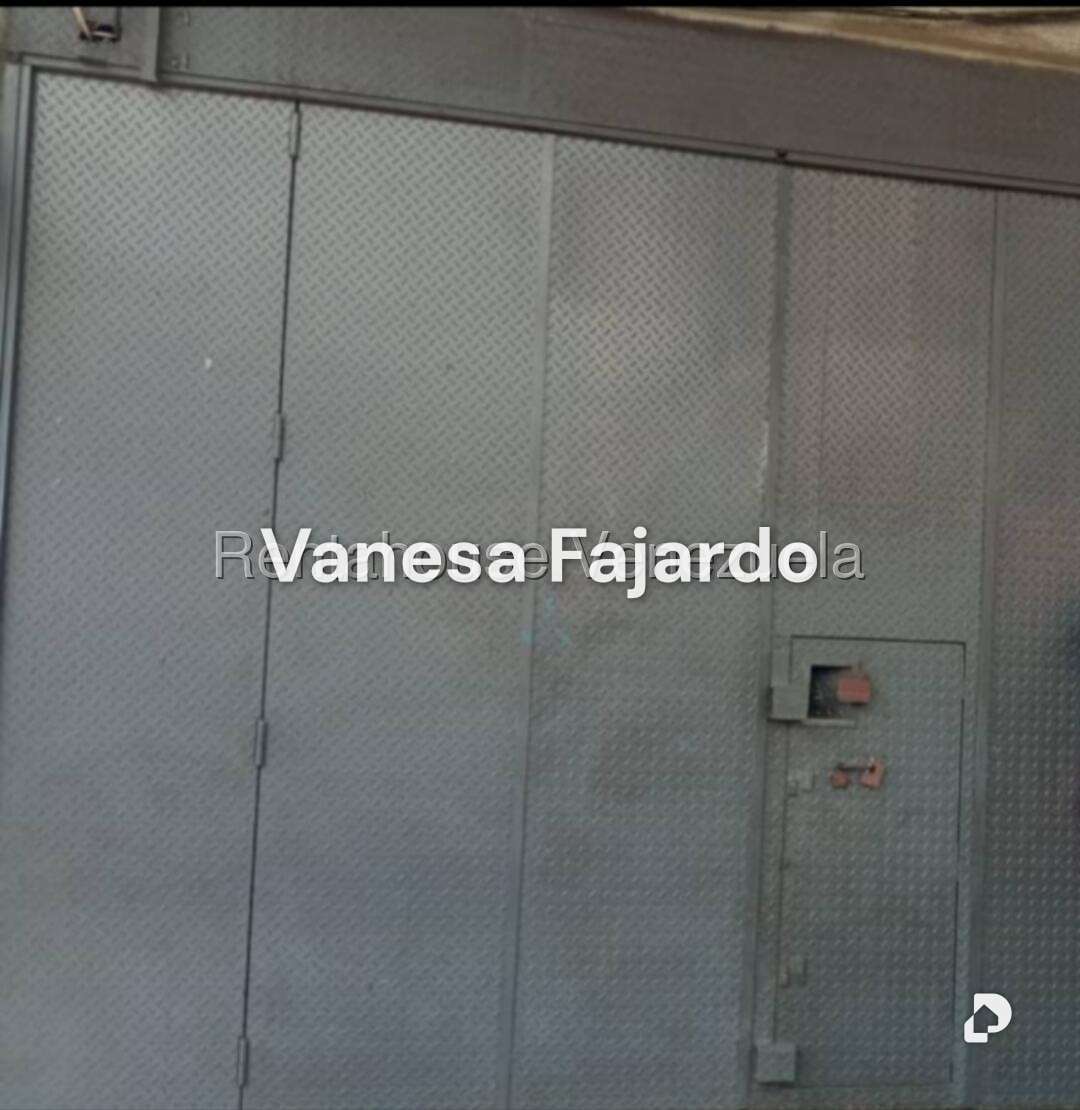 Local comercial en Parroquia Santa Rosalía, Caracas – 1