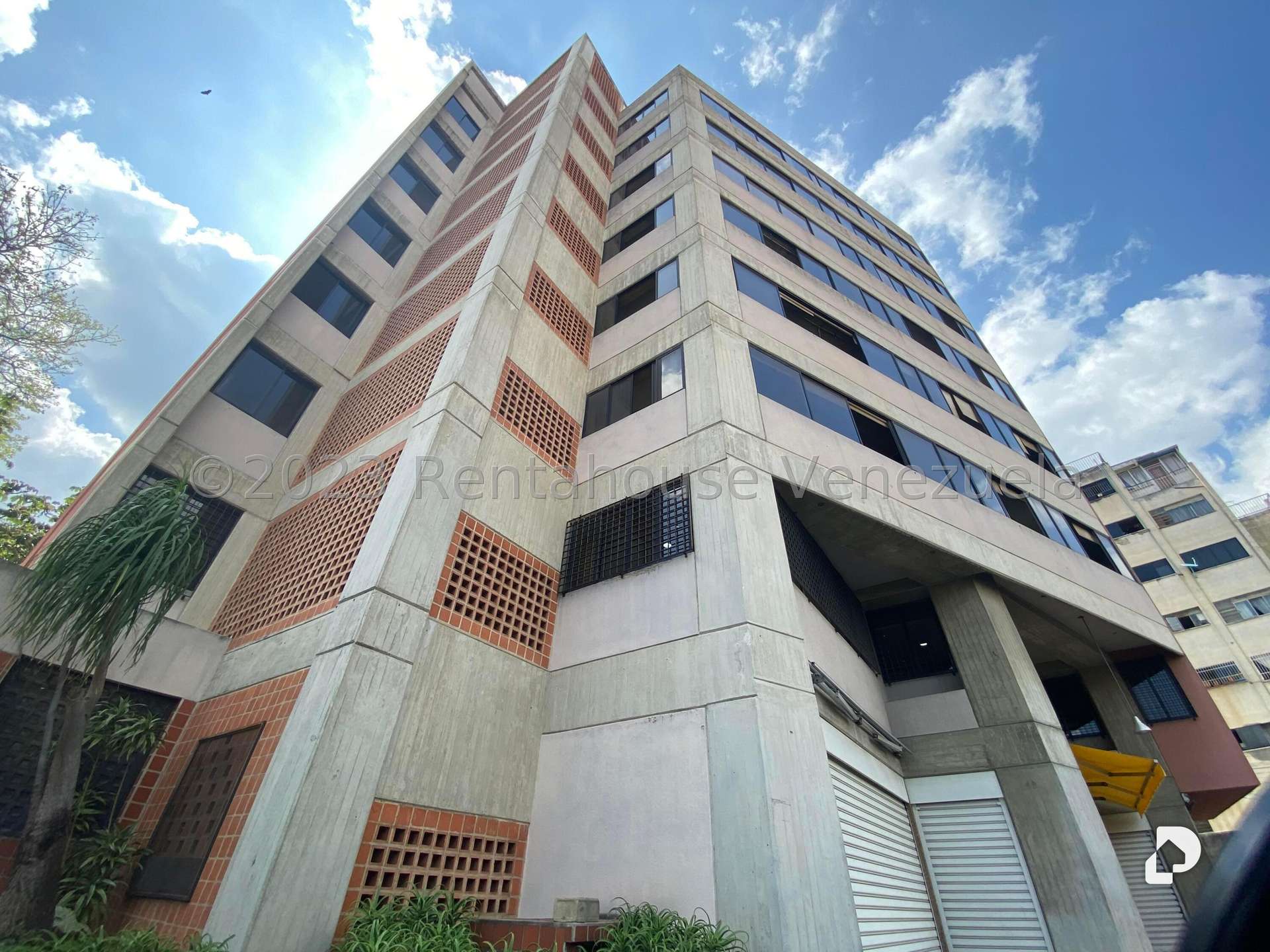 Building in Los Dos Caminos, Caracas – 6