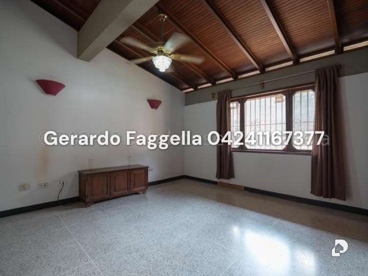 Casa en Macaracuay, Caracas – 13