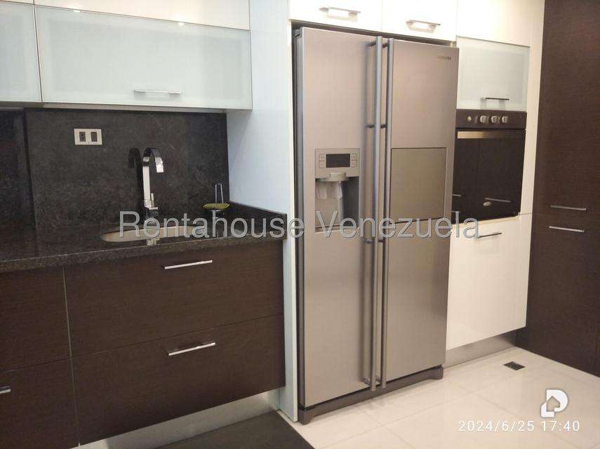 Apartamento en Colinas de La Tahona, Caracas – 2