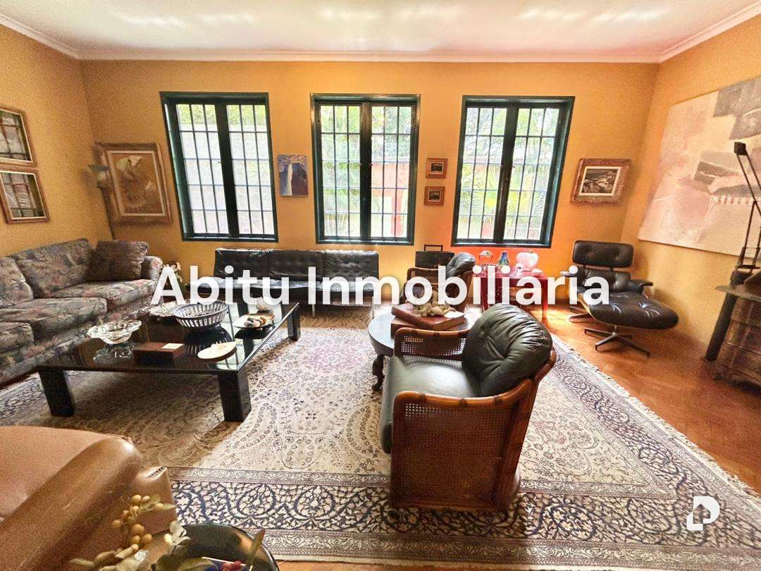 Casa en Los Palos Grandes, Caracas – 7