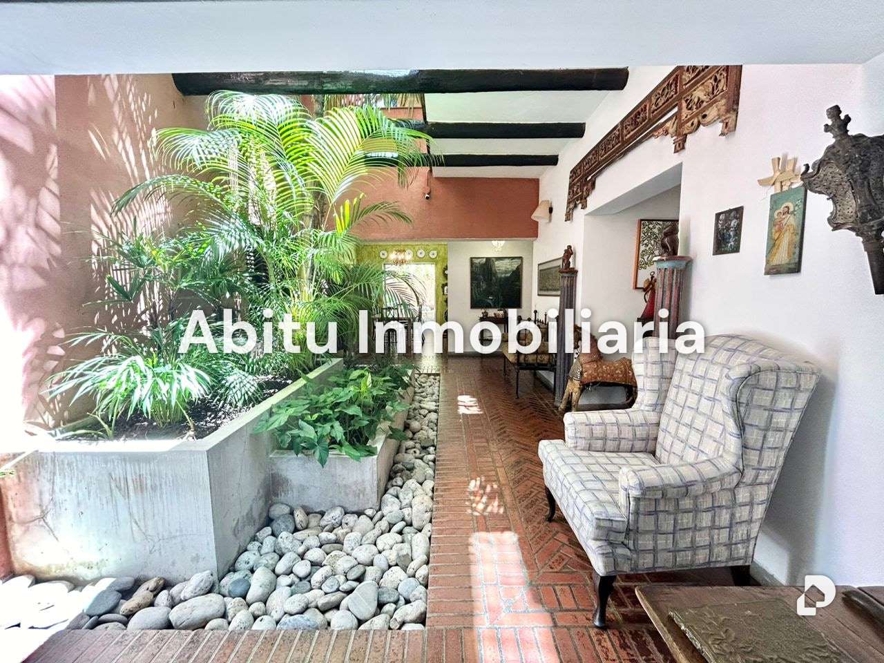 Casa en Los Palos Grandes, Caracas – 9