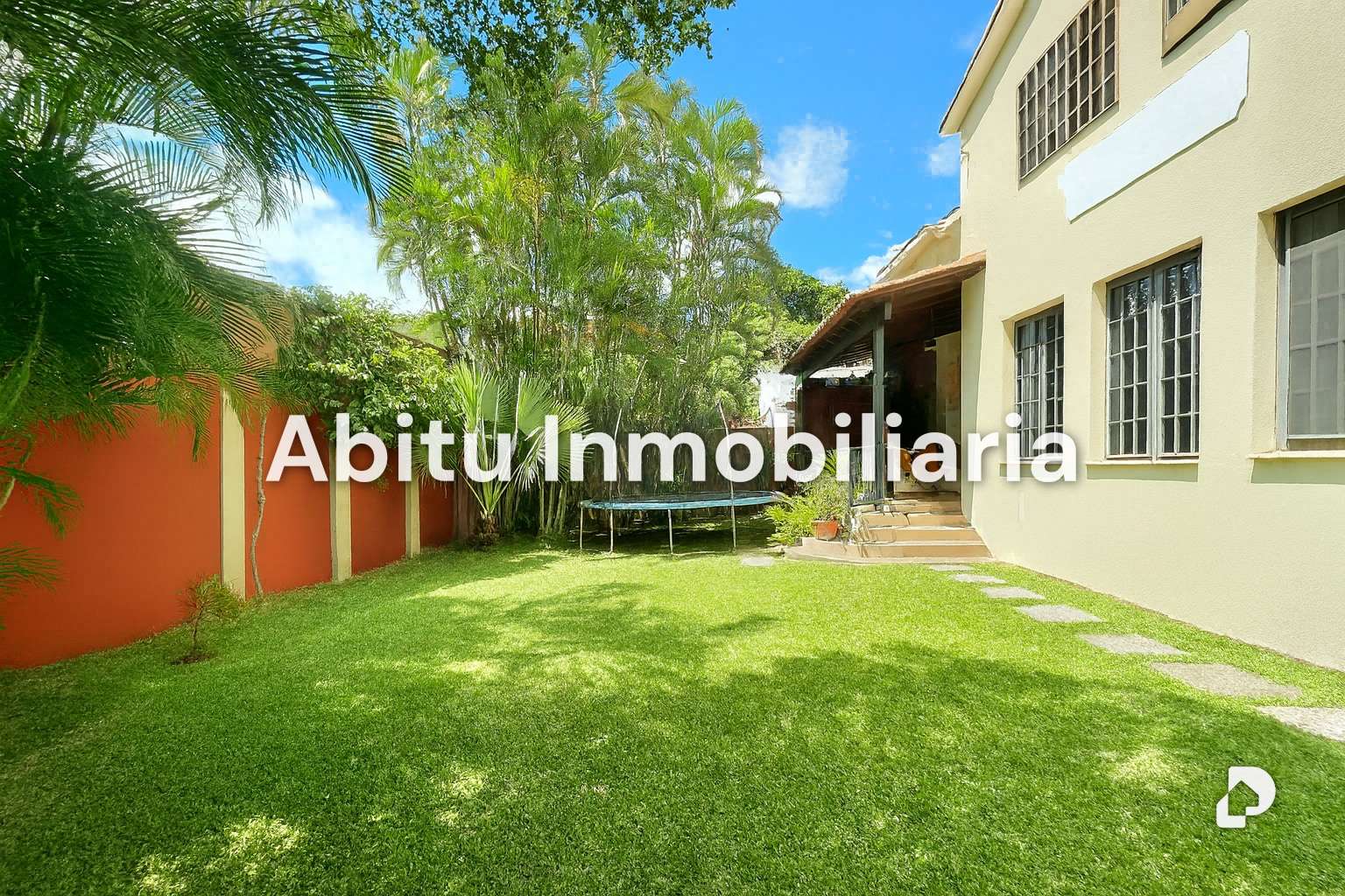 Casa en Los Palos Grandes, Caracas – 2