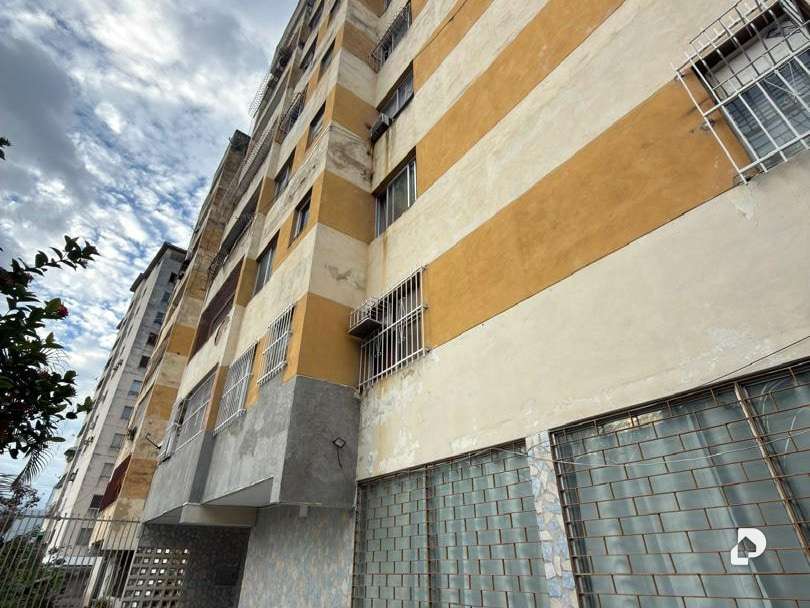 Apartamento en Avenida Bolivar, Valencia – 12