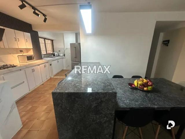 Apartamento en Avenida Guajira, Maracaibo – 4