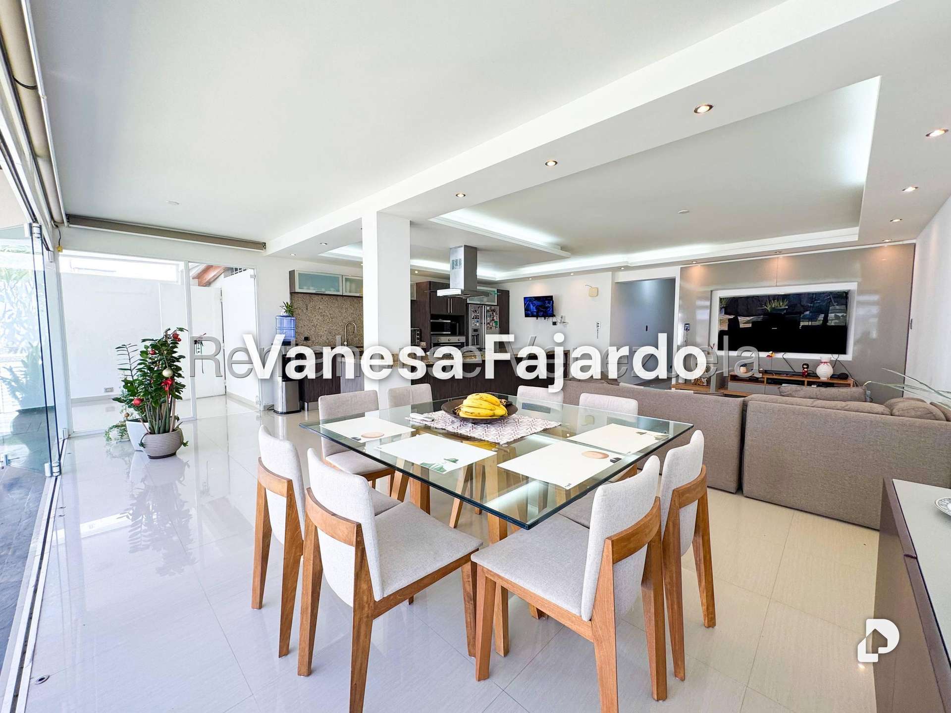 Casa en Prados del Este, Caracas – 21
