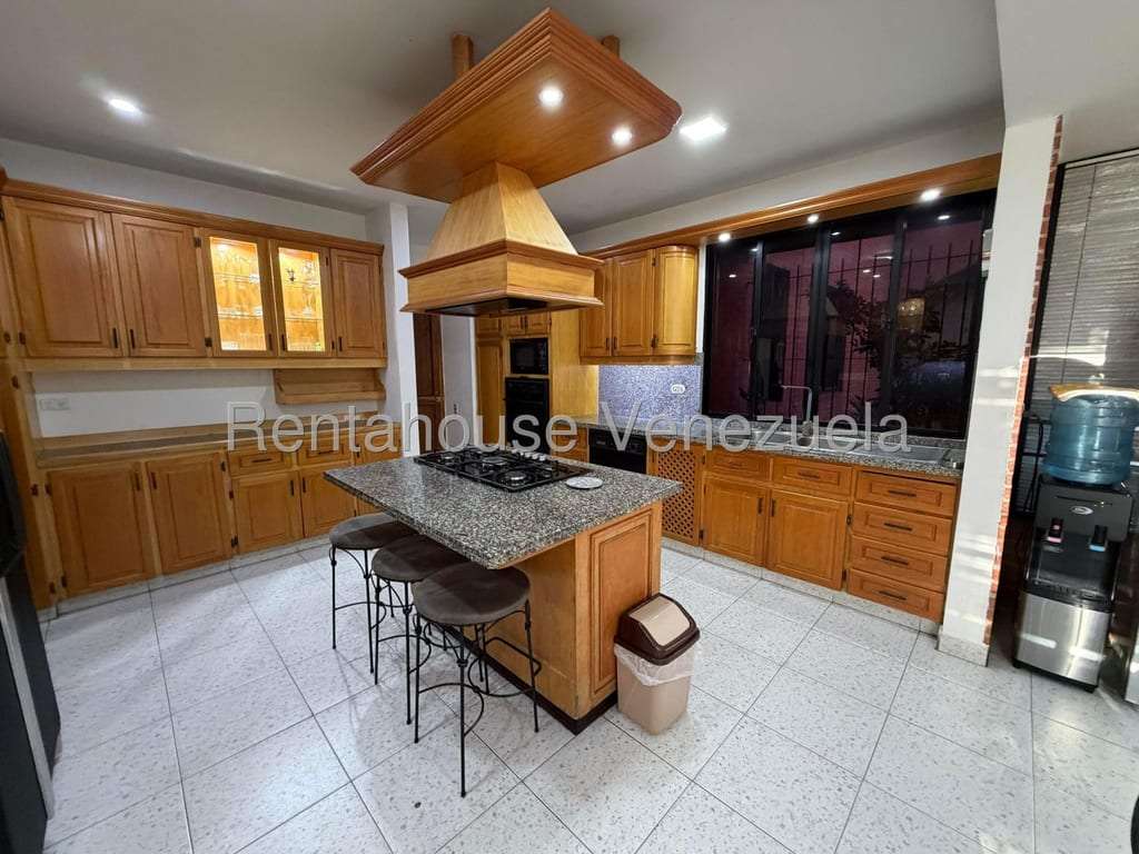 Apartamento en Lomas de Las Mercedes, Caracas