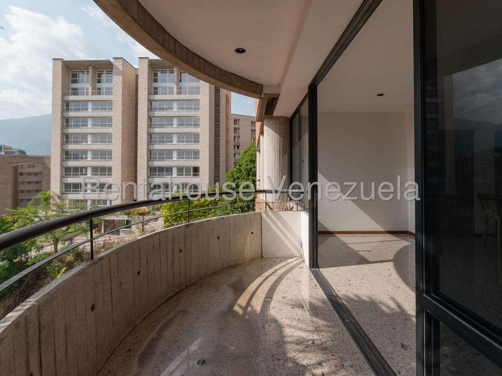 Apartamento en Lomas de Las Mercedes, Caracas
