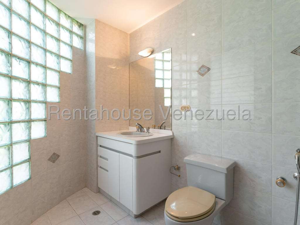 Apartamento en Lomas de Las Mercedes, Caracas