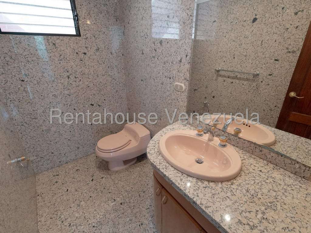 Apartamento en Lomas de Las Mercedes, Caracas