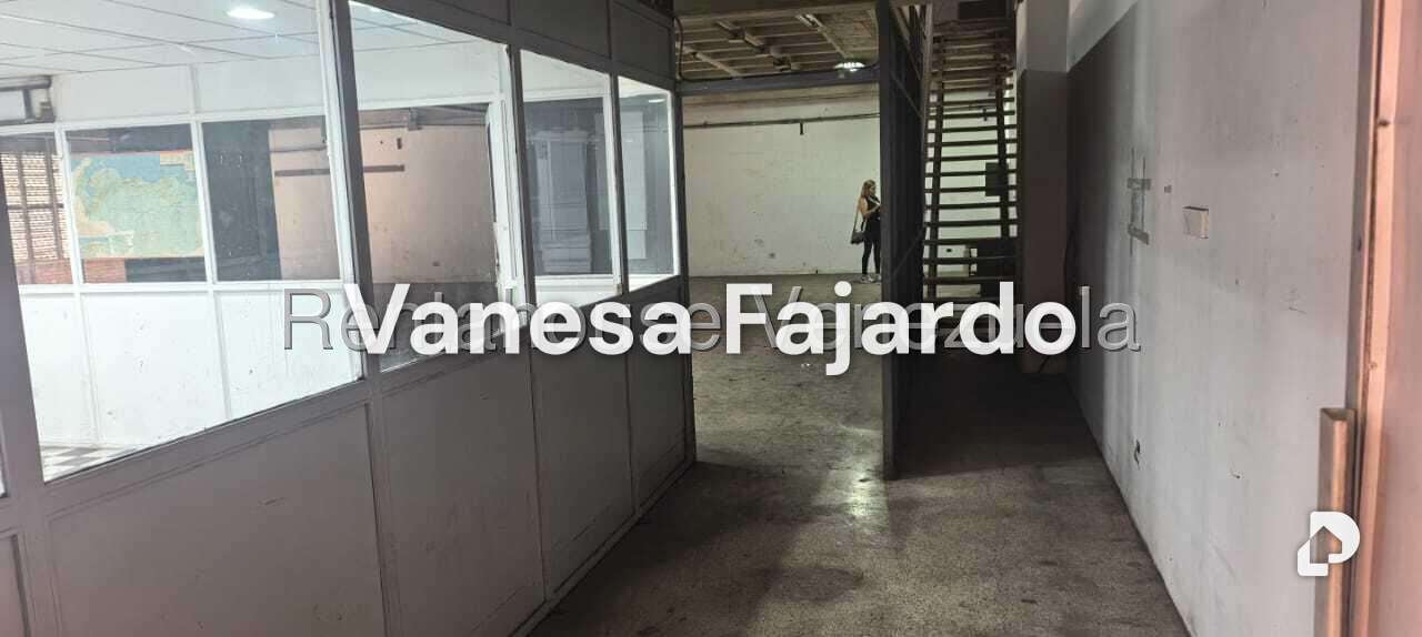 Local comercial en Catia, Caracas – 18