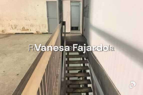 Local comercial en Catia, Caracas – 25
