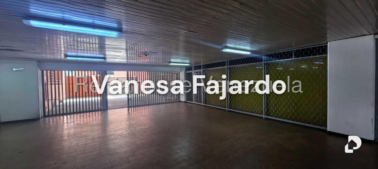 Local comercial en Catia, Caracas – 3