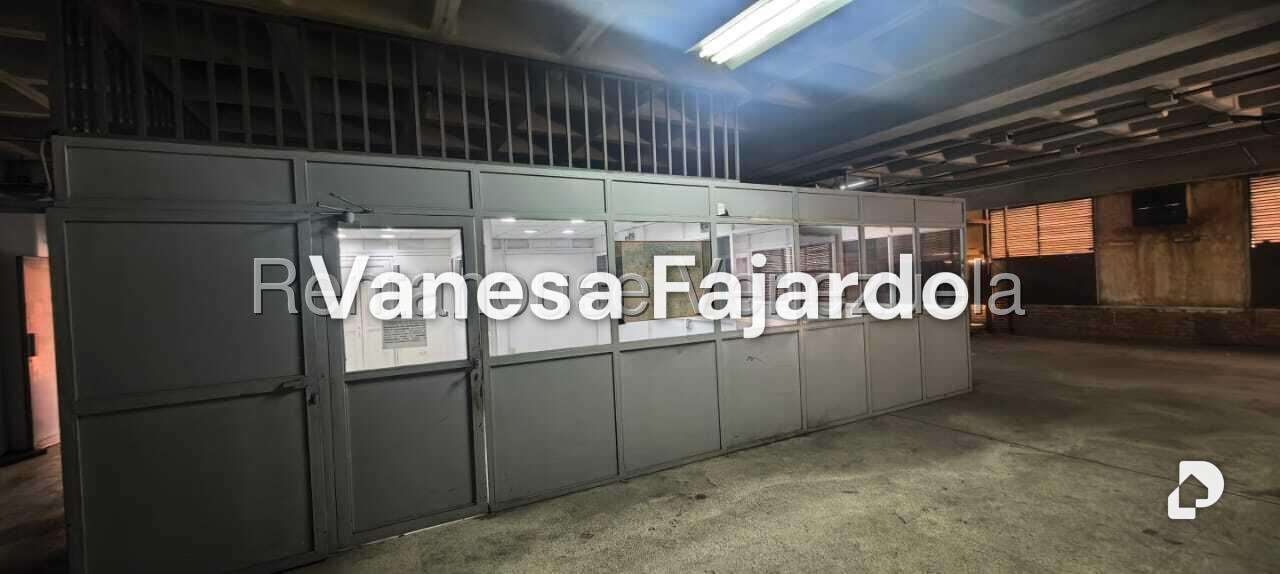 Local comercial en Catia, Caracas – 13