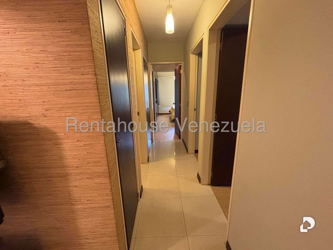 Apartamento en La Bonita, Caracas – 10