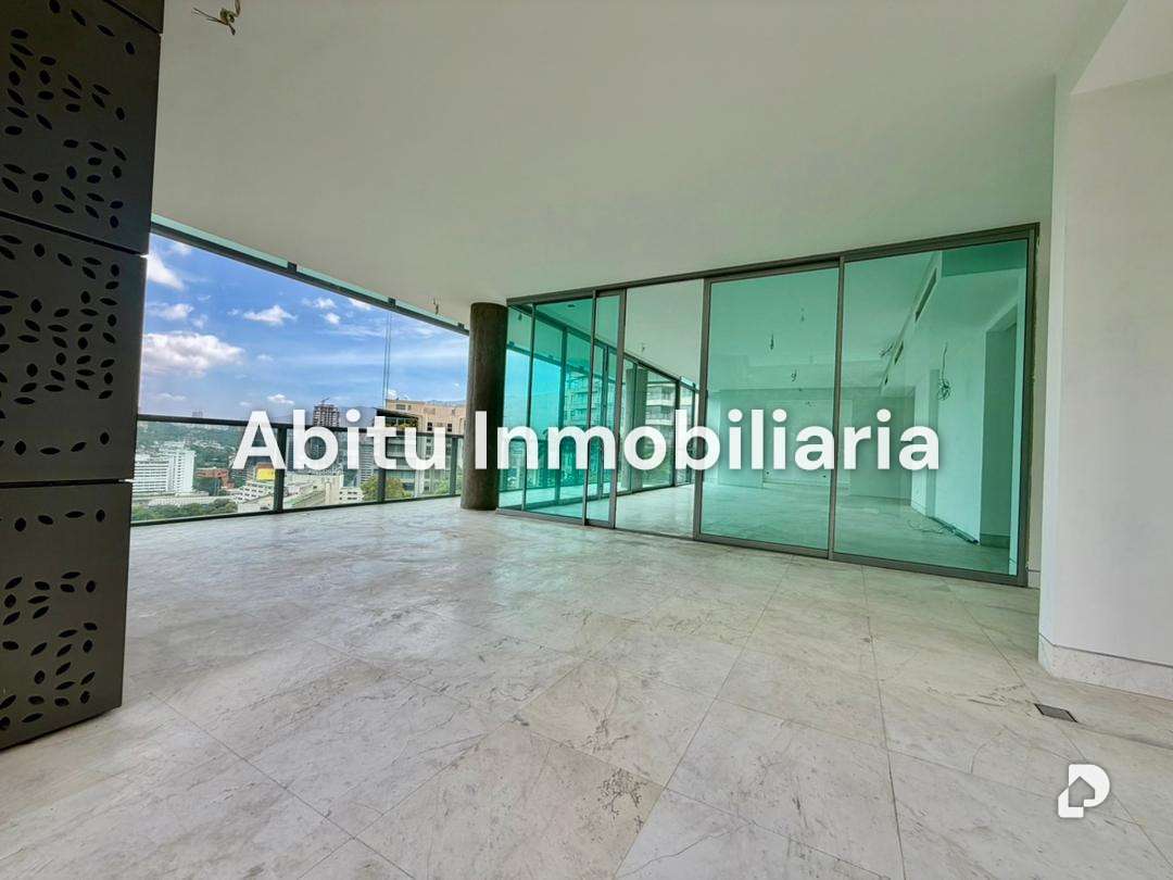Apartamento en Las Mercedes, Caracas – 10