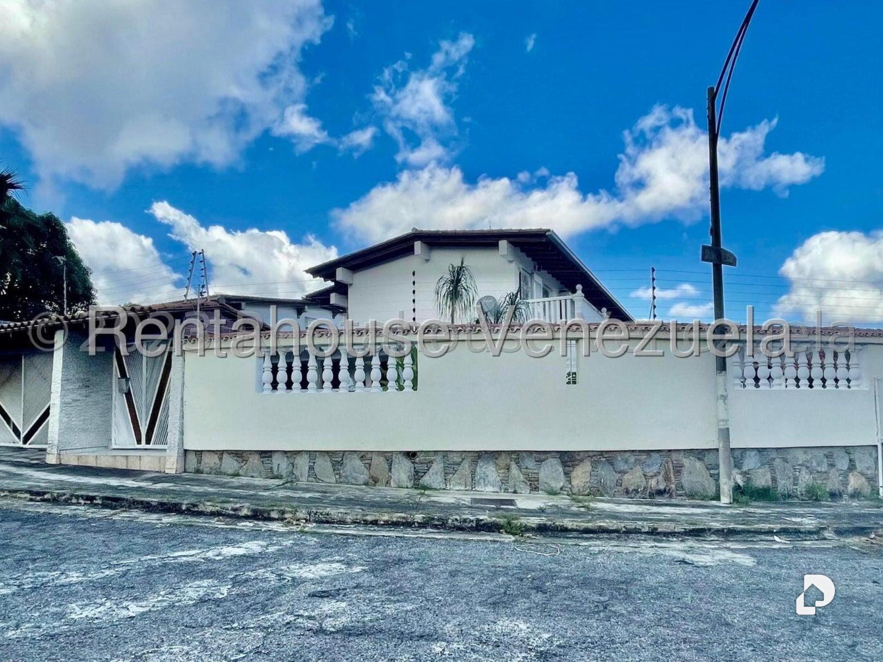 Casa en Santa Paula, Caracas – 1