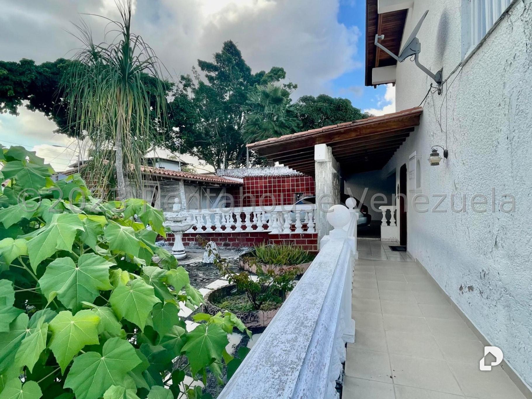 Casa en Santa Paula, Caracas – 3