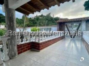 Casa en Santa Paula, Caracas – 2