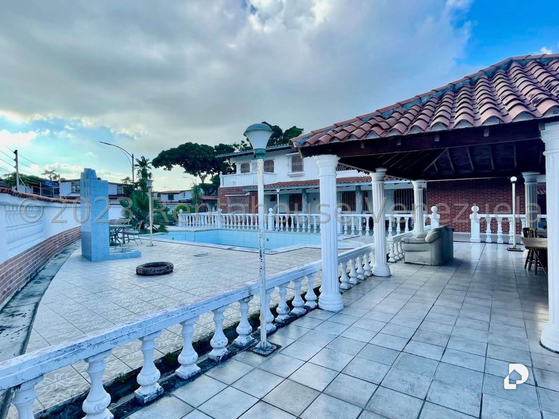 Casa en Santa Paula, Caracas – 8