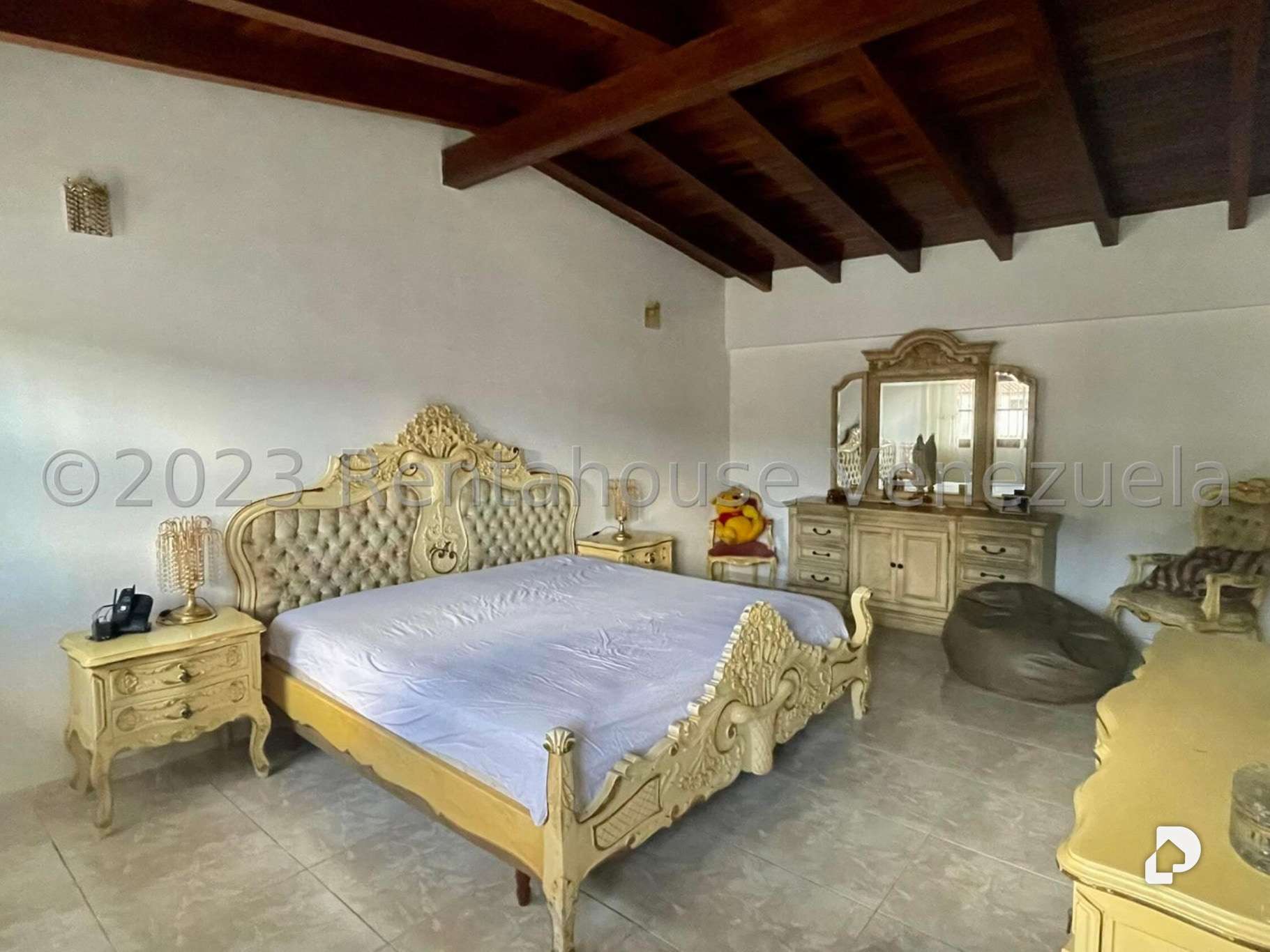 Casa en Santa Paula, Caracas – 30