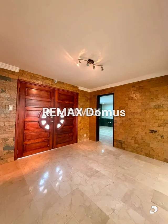 Casa en Cumbres de Curumo, Caracas – 3