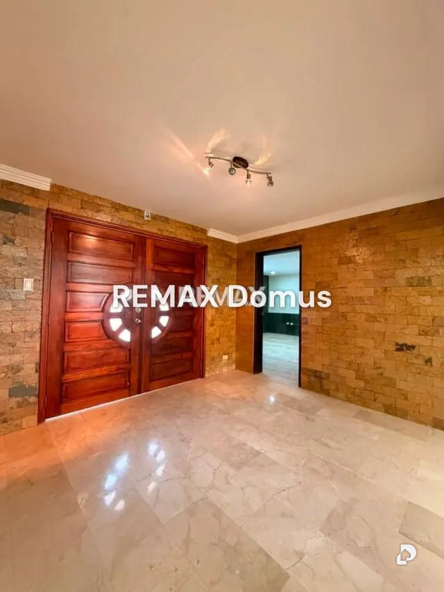 Casa en Cumbres de Curumo, Caracas – 3