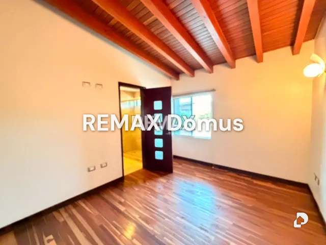 Casa en Cumbres de Curumo, Caracas – 20