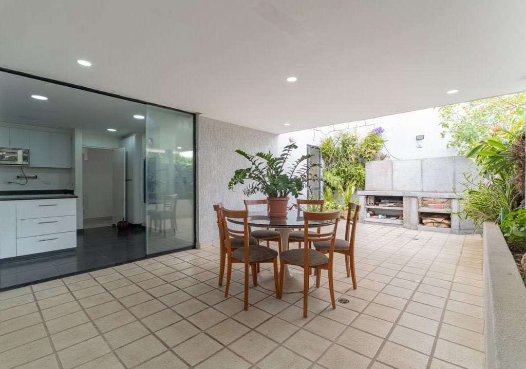 Apartamento en Country Club, Caracas