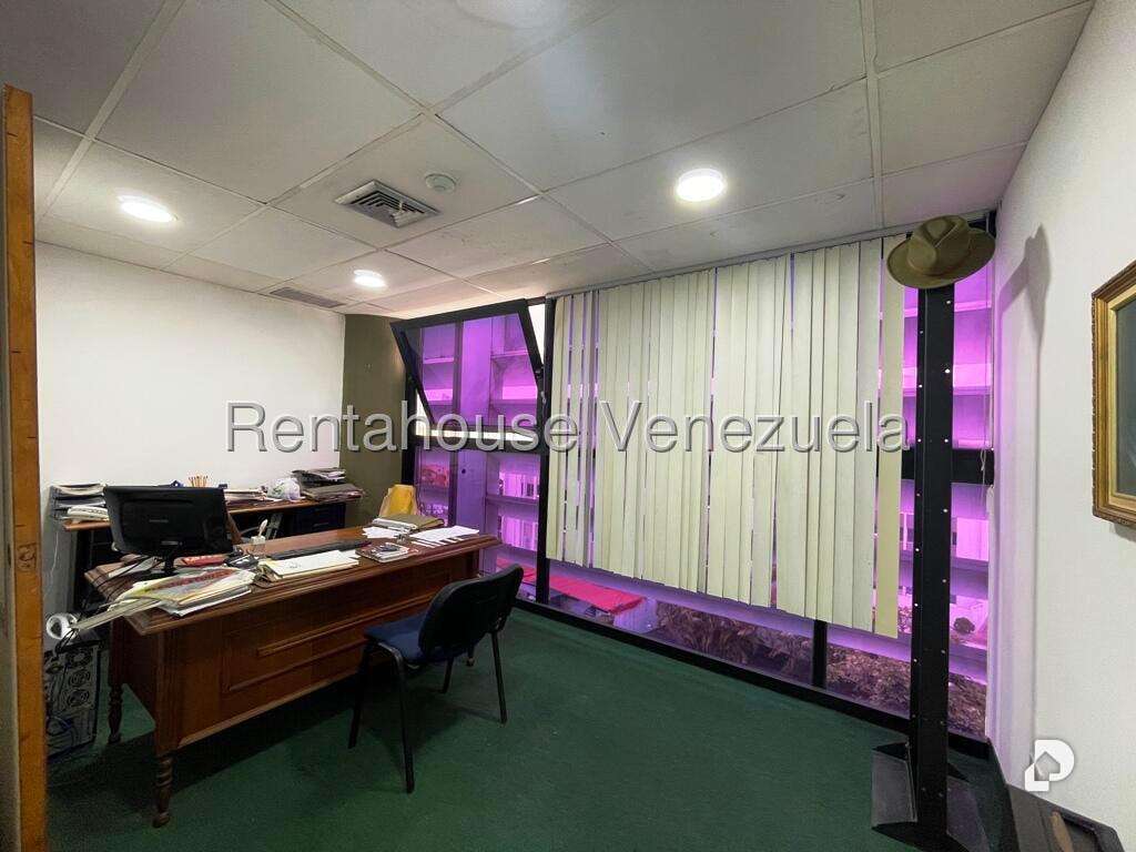 Local comercial en Los Samanes, Caracas – 42