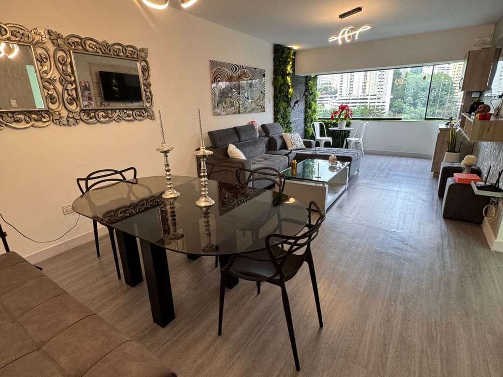 Apartamento en Alto Prado, Caracas
